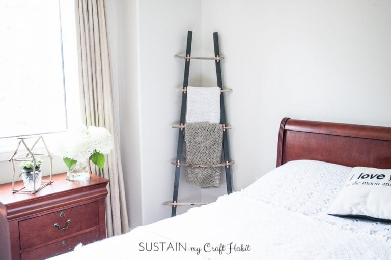 How to Make a DIY Blanket Ladder with Driftwood