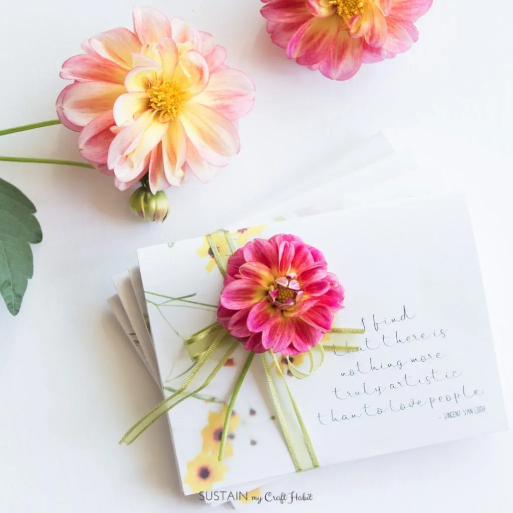 DIY notebook gift set made with free printable note cards templates