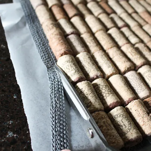 DIY wine cork bath mat - Crafty Nest