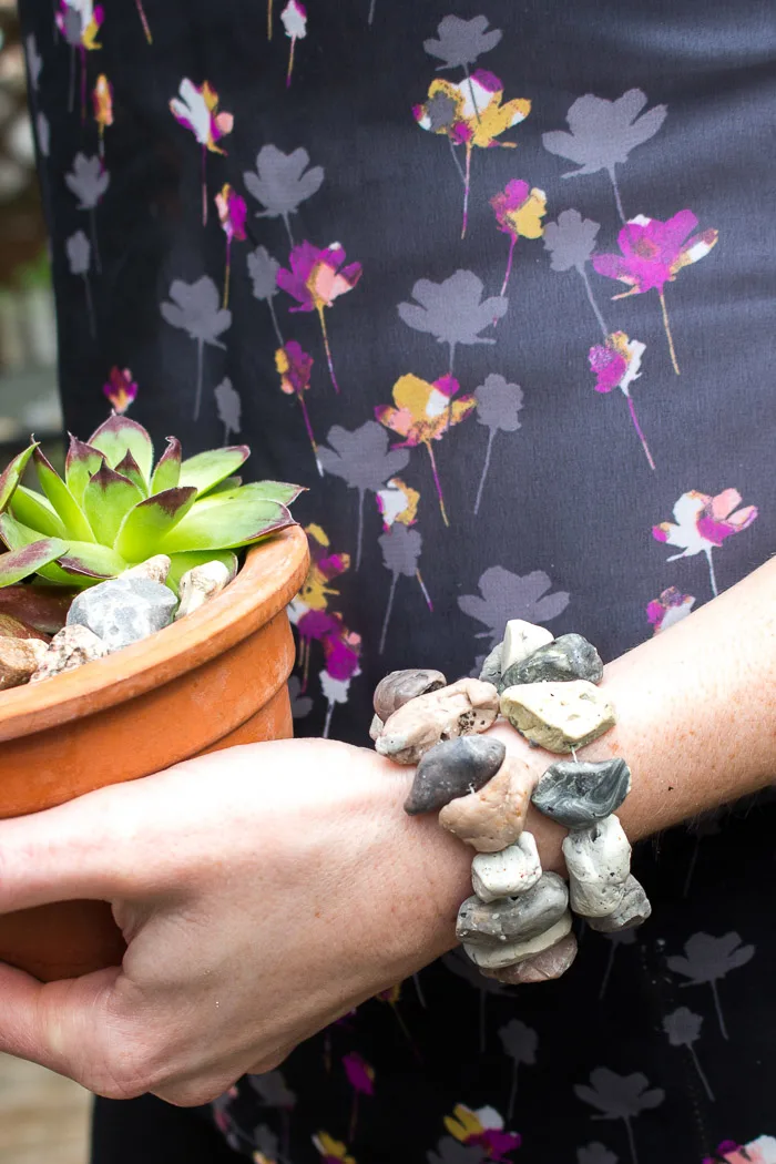 Faux Stone Air-Dry Clay Jewelry: DIY Beach Pebble Bracelet – Sustain My  Craft Habit