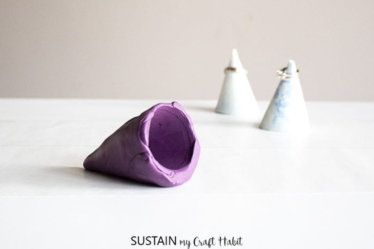 DIY silicone mold to make jewelry organizer