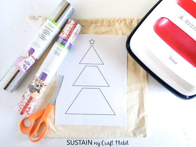 reusable Christmas gift bag with Cricut EasyPress 2