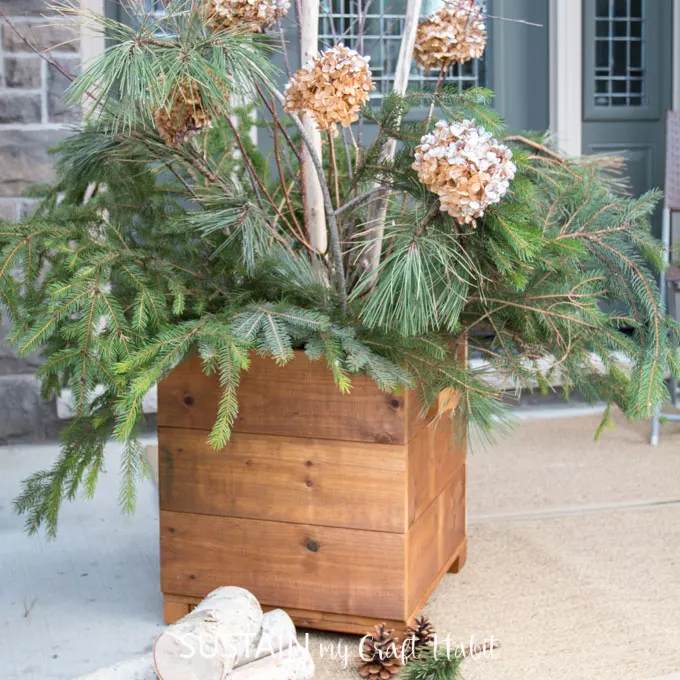 wooden DIY planter box plans