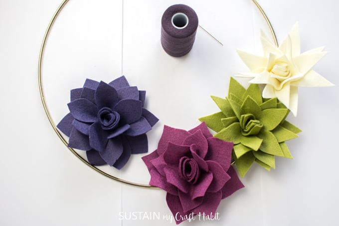 DIY felt succulent wreath