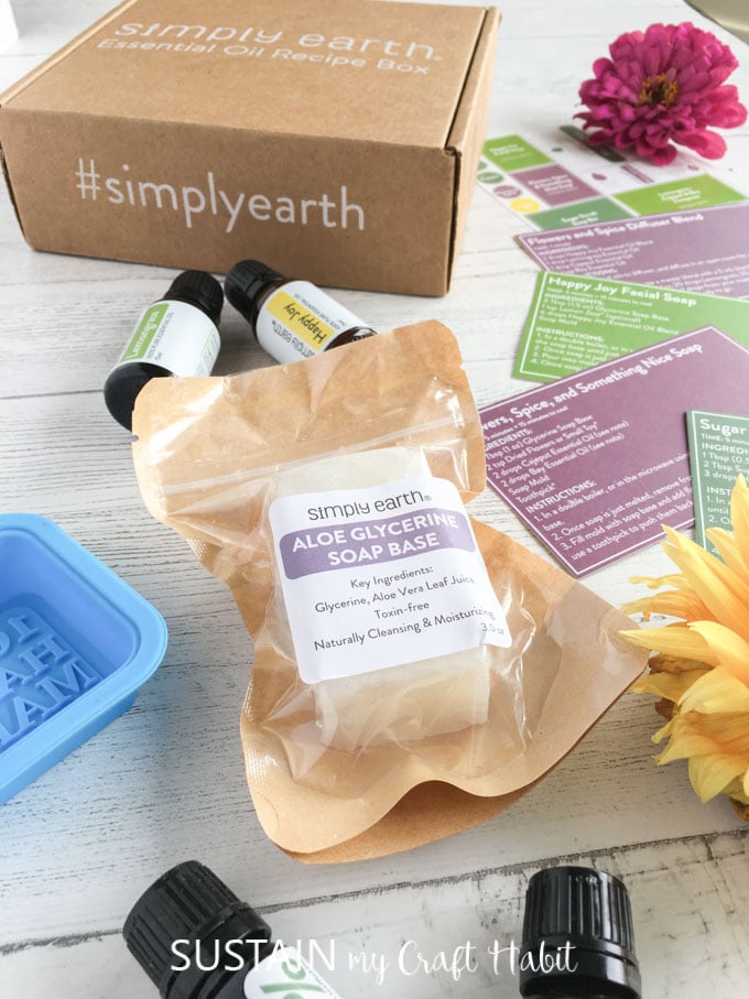 Simply Earth  Shea Butter Melt & Pour Soap Base