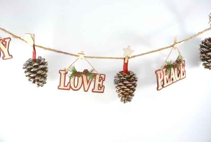 DIY Christmas garland