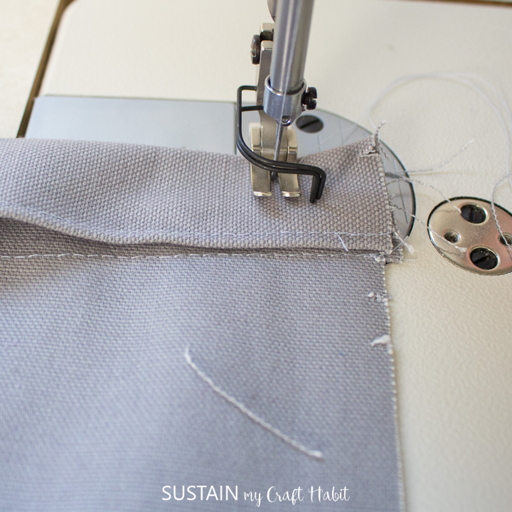 sew the straps to the sides of the apron with a 1" seam allowance.