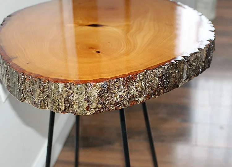 Resin crafts wood table