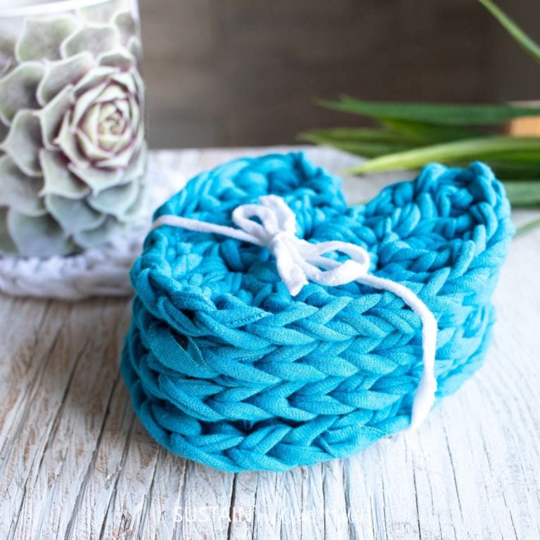 Easy Crochet Heart Pattern with T-Shirt Yarn
