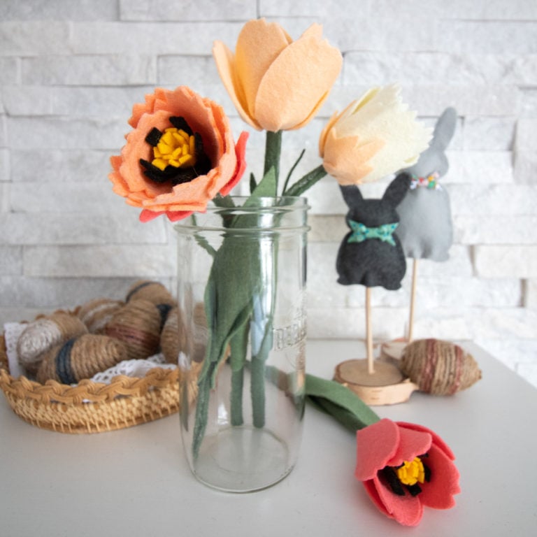Making Beautiful Felt Tulips