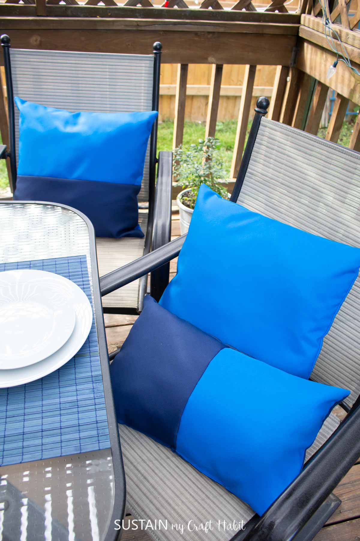 Making DIY Outdoor Pillows – Sustain My Craft Habit