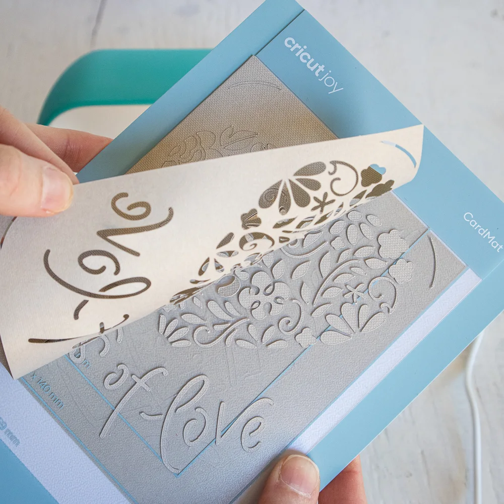 How to Make Cards with the Cricut Joy and the Card Mat – Daydream Into  Reality