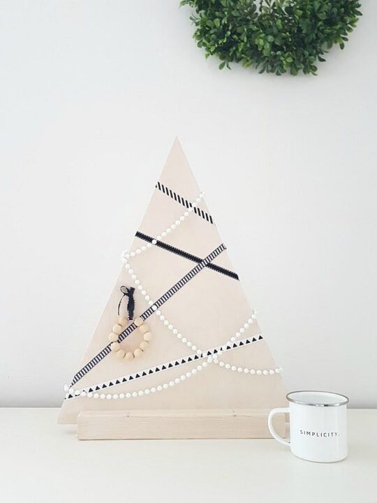 29 Wonderful Wooden Christmas Tree Crafts Sustain My Craft Habit