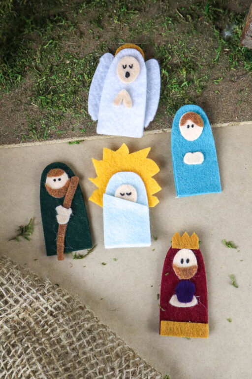 Christmas Nativity Craft: Felt Finger Puppets – Sustain My Craft Habit