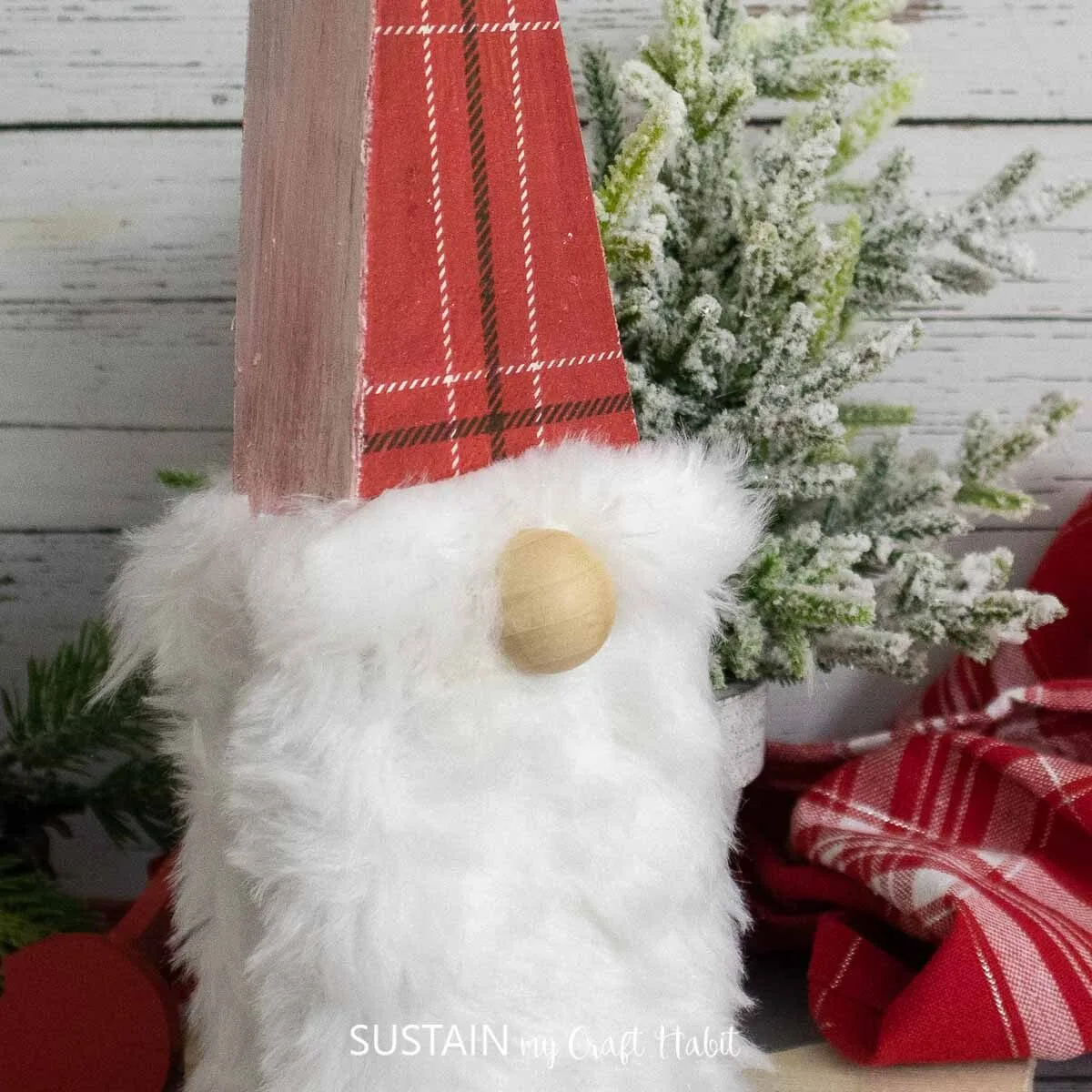 Close up of fur beard on the scrap wood gnome.