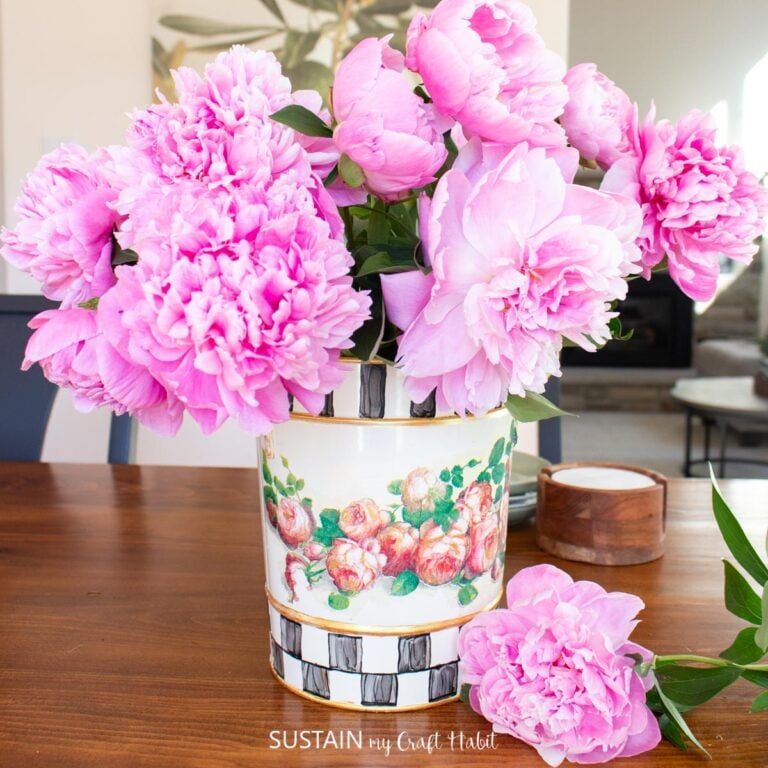 An Upcycled Waste Basket Craft Idea