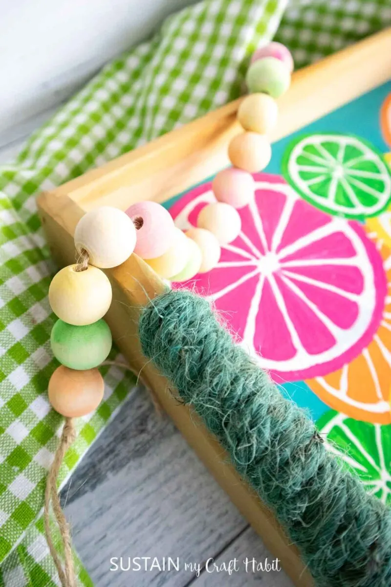 Close up of wrapped twine on a serving tray.