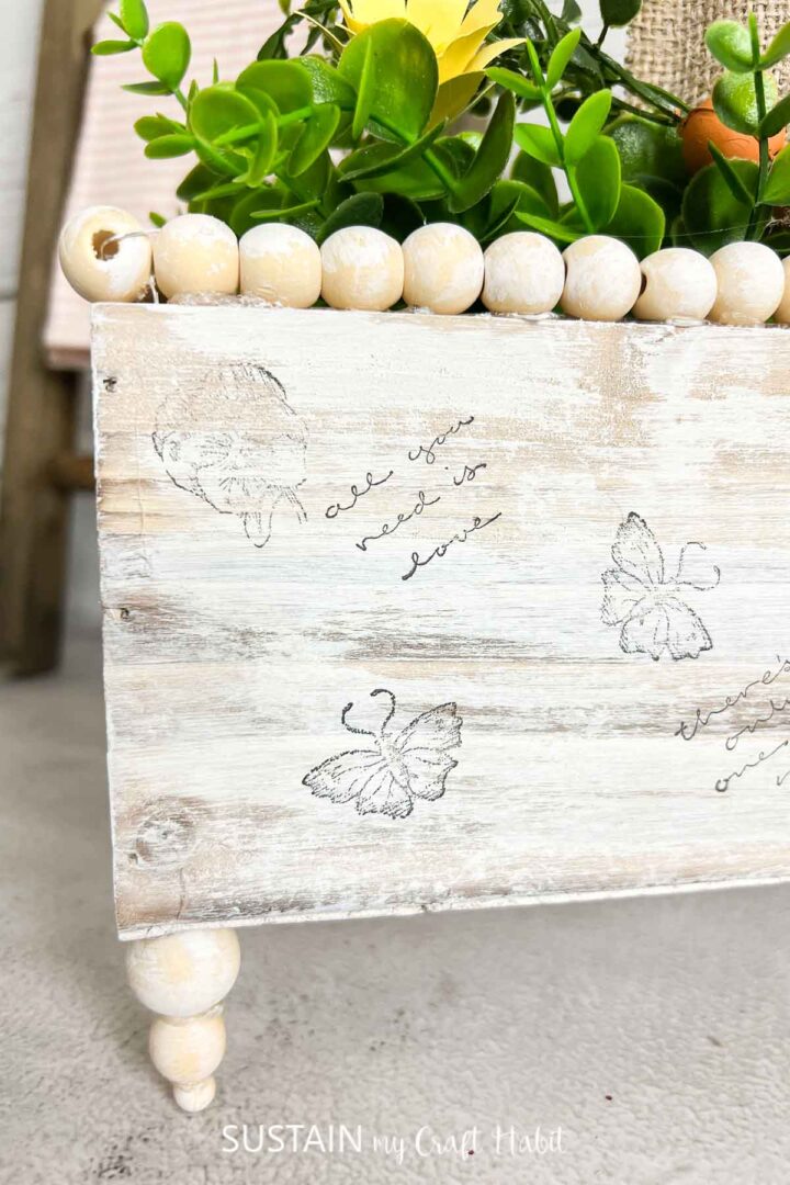 Rustic Farmhouse Spring Decor Idea – Sustain My Craft Habit