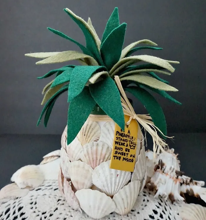 diy seashell decor pineapple