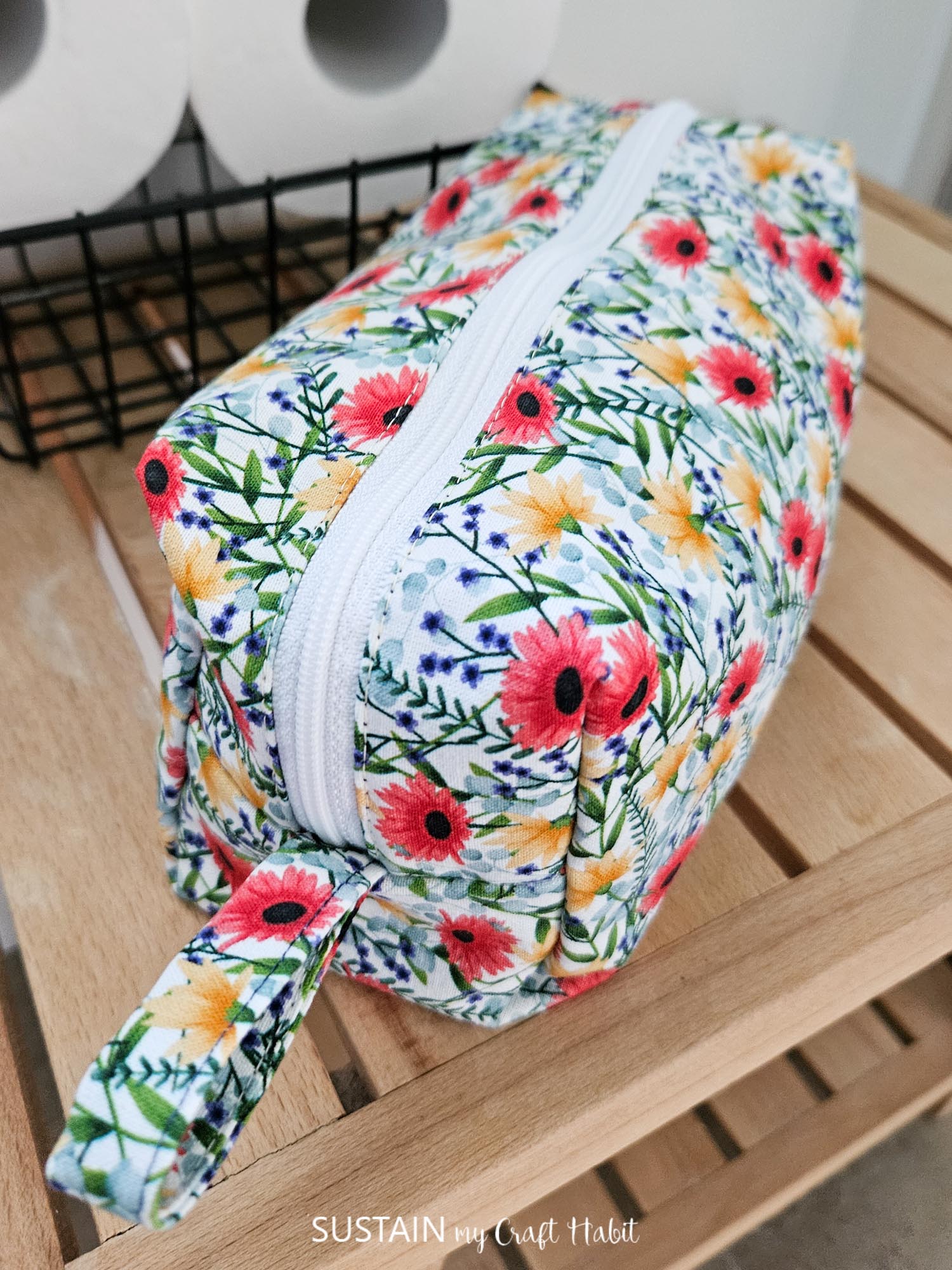 Free Makeup Bag Sewing Pattern with Tutorial