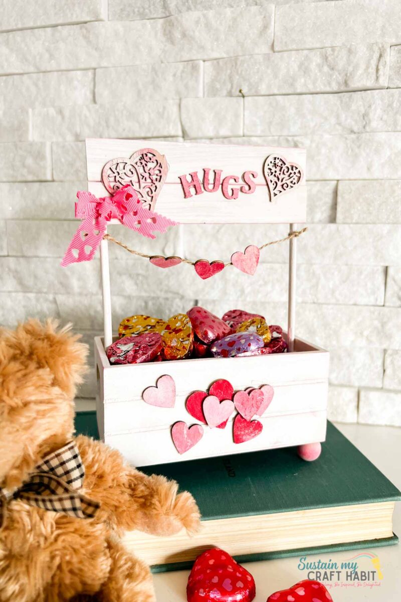 Dollar Store Valentine’s Day Decor: DIY Kissing Booth Craft