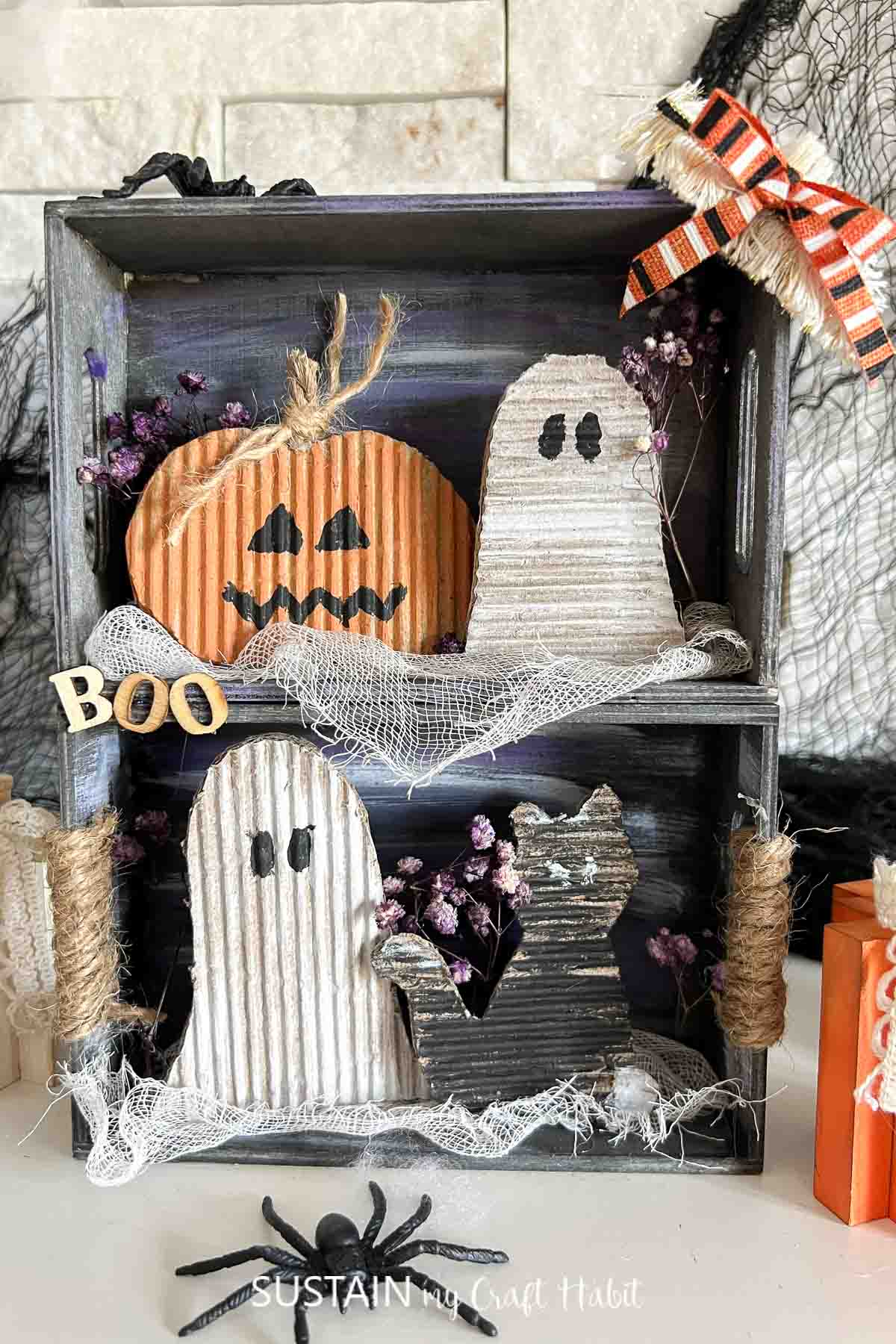 Upcycled Cardboard Halloween Craft: Easy DIY Decor