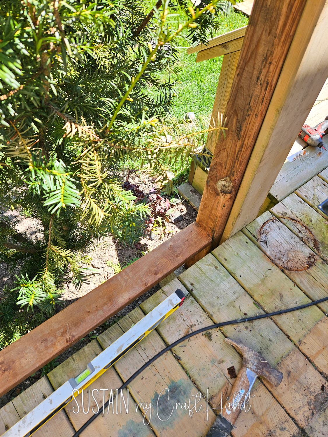 Levelling wood.